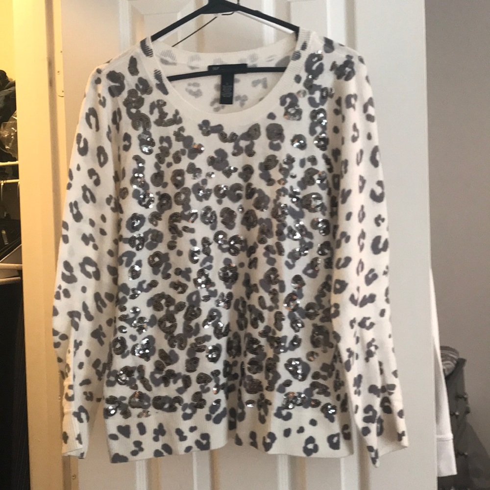 White Leopard Print LightWeight Sweater